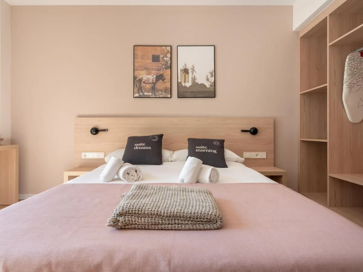 limehome Barcelona Carrer de Besalú 82
