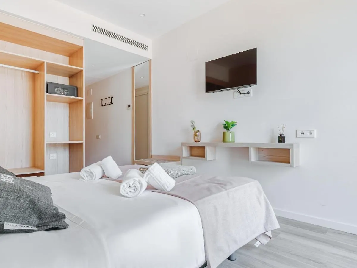 Limehome Barcelona Carrer De Besalu 82