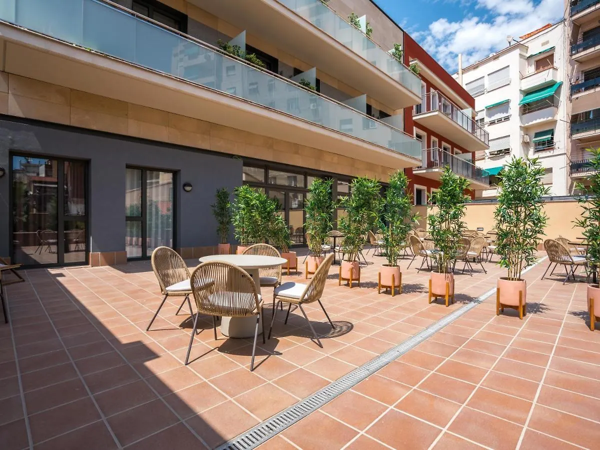Limehome Barcelona Carrer De Besalu 82 0*,  ספרד