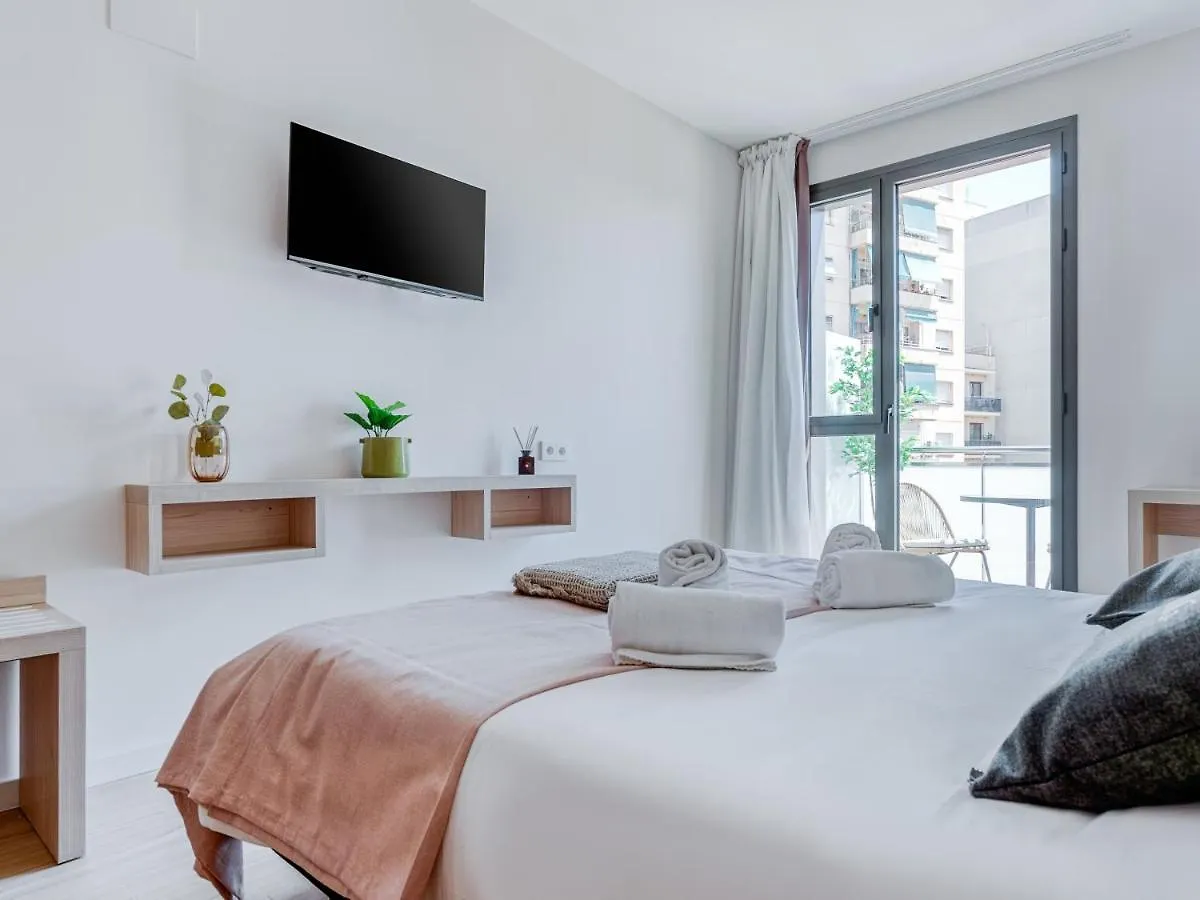 Limehome Barcelona Carrer De Besalu 82 0*,  Španělsko