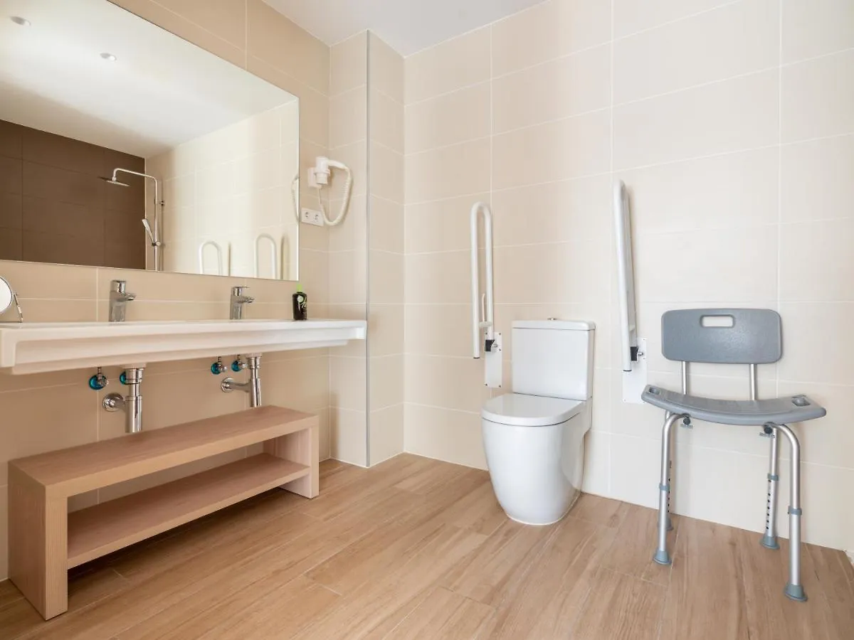 Hotel Limehome Barcelona Carrer De Besalu 82 Španělsko