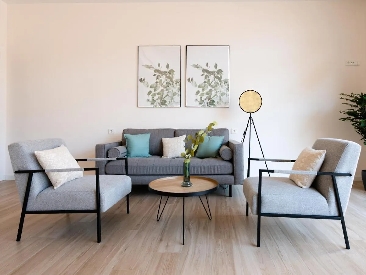 Limehome Barcelona Carrer De Besalu 82